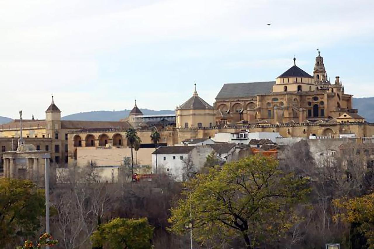 Apartamentos Turisticos Cordoba Califal Exteriör bild